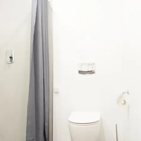 Apart Otel Youthments - Student Riga