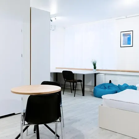 Apart Otel Youthments - Student