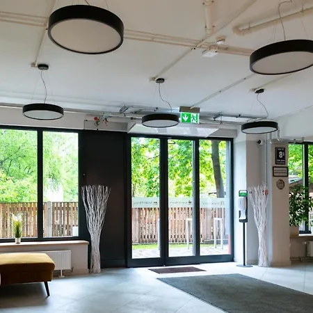 Youthments - Student Apart Otel Riga